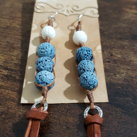 Blue white leather drop boho earrings statement - Picture 4 of 4